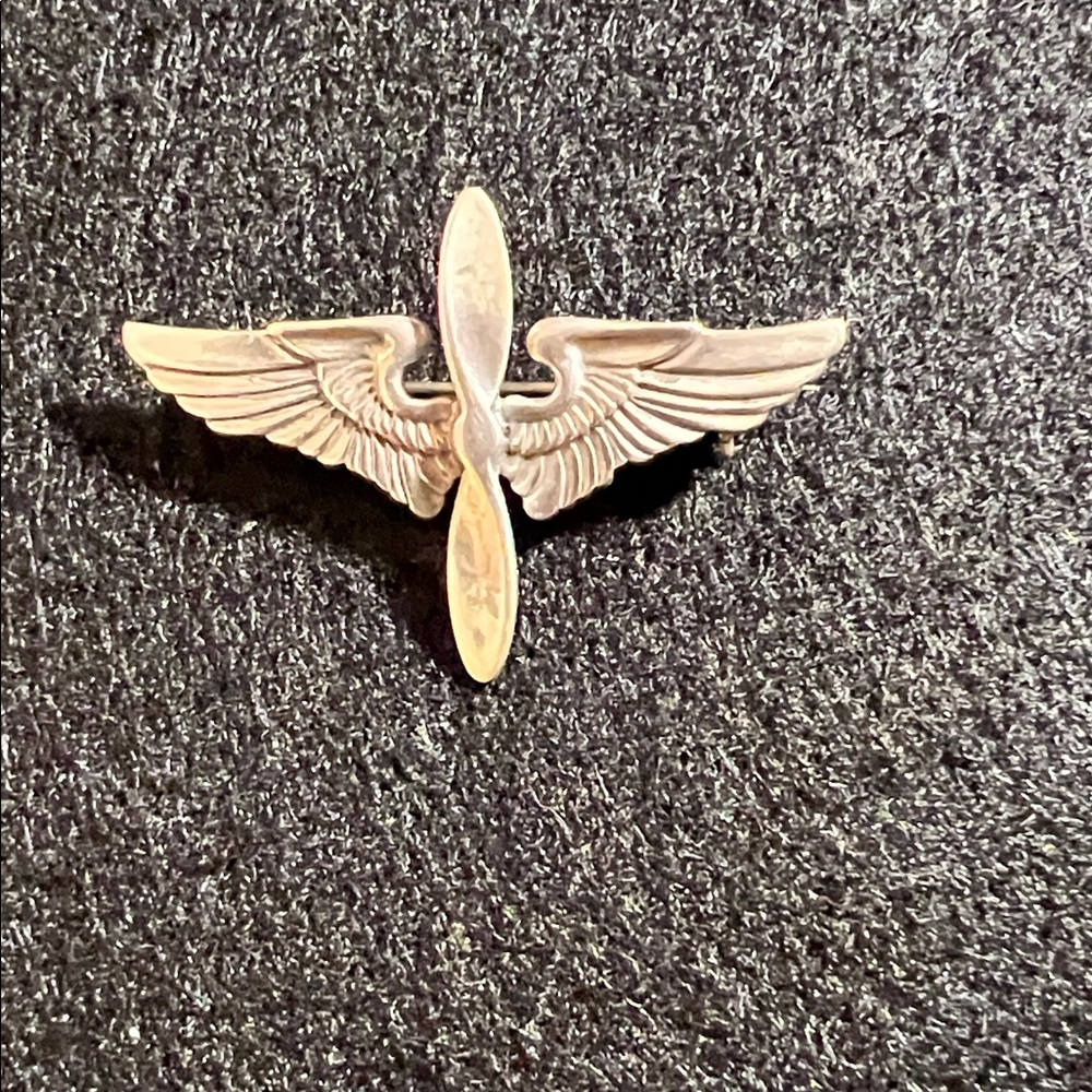 WWll Coin Silver Aviation Cadet pin/Winged Brooch